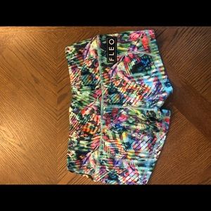 fleo, womens xs, low rise contour, excellent used condition, single lined